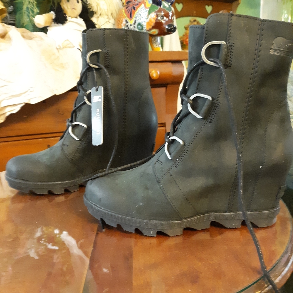 Sorel Joan of Arctic wedge boots